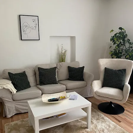 Apartment Cleo - Ein Raum - Bad Extern *