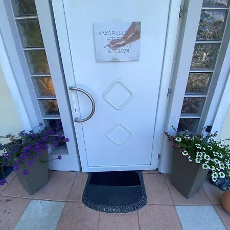 Cleo - Ein Raum - Bad Extern شقة Pörtschach am Wörthersee