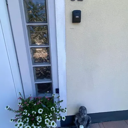 Cleo - Ein Raum - Bad Extern Portschach am Woerthersee